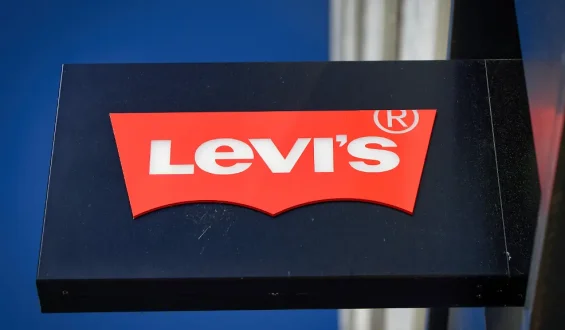Top Levi’s Angebote bei Amazon: Sparen Sie bei Kultklassikern