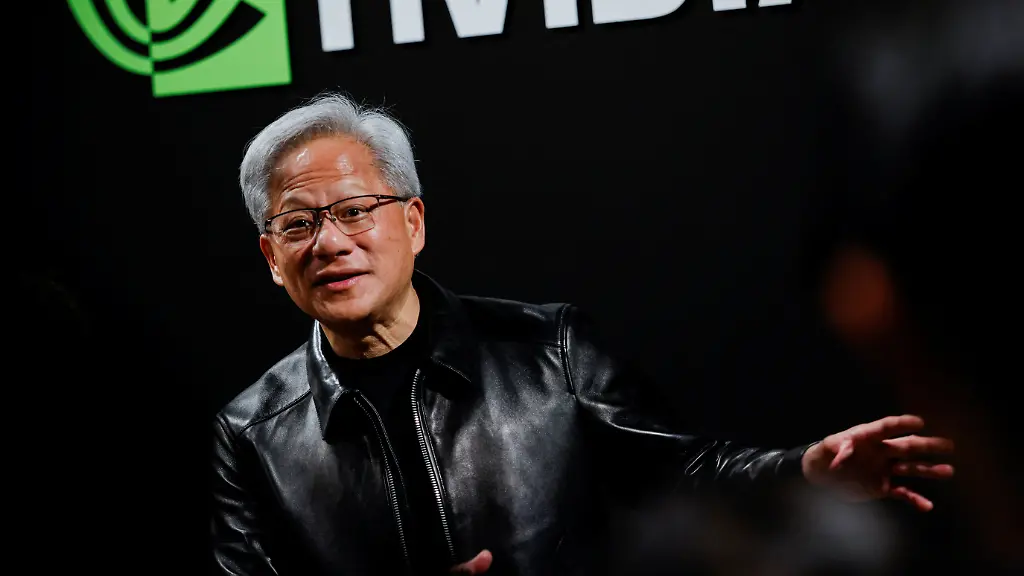 Sotheby’s Auktion: Lederjacke von Nvidia-Chef erzielt Rekordsumme