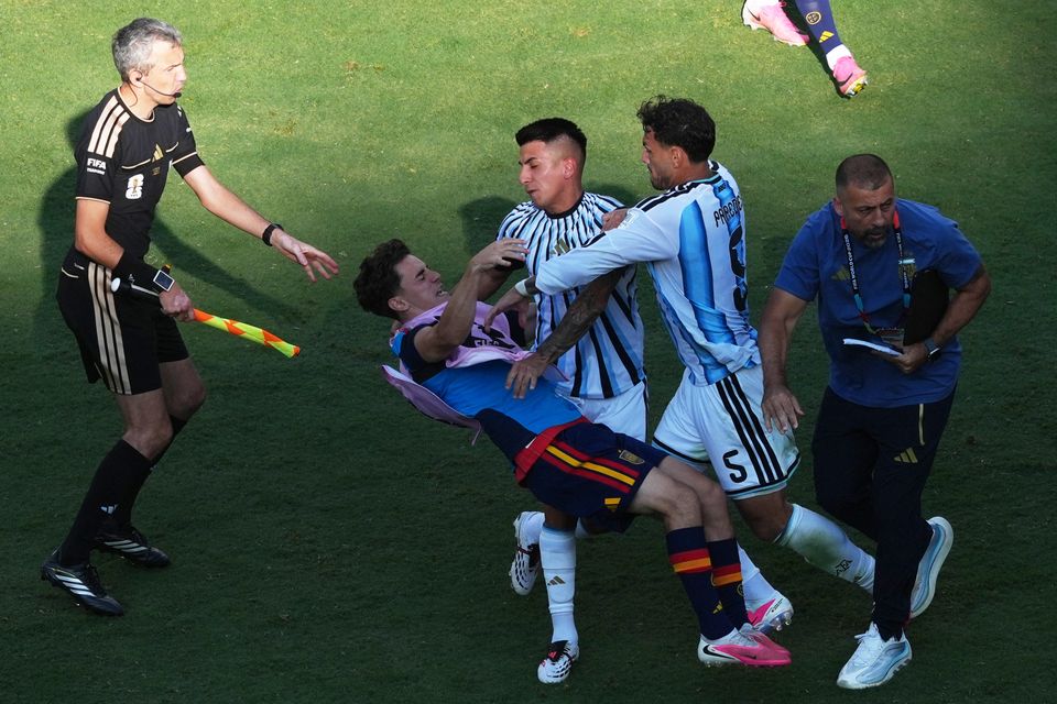 Fifa untersucht Vorfälle nach WM-Finale zwischen Spanien und Argentinien