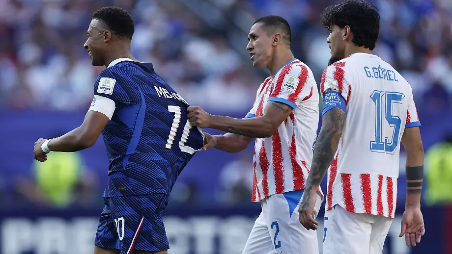 Foul-Exzess im WM-Achtelfinale: Paraguay gegen Frankreich