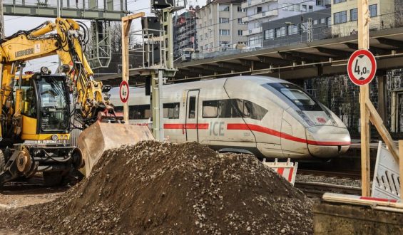 Deutsche Bahn zeigt positive Zahlen, doch Herausforderungen bleiben
