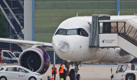 Airbus-Maschine mit Schaden in Stuttgart gelandet