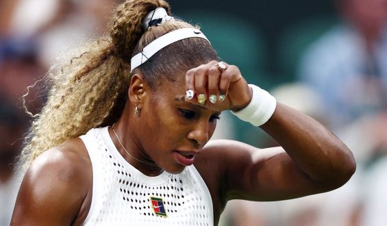 Serena Williams zieht sich wegen Knieverletzung aus Wimbledon-Doppel zurück