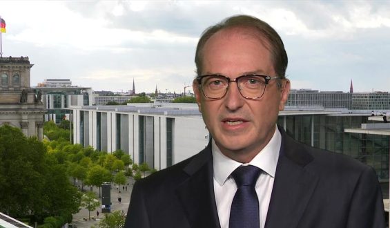 Dobrindt fordert Präventivmaßnahmen gegen Gefährder