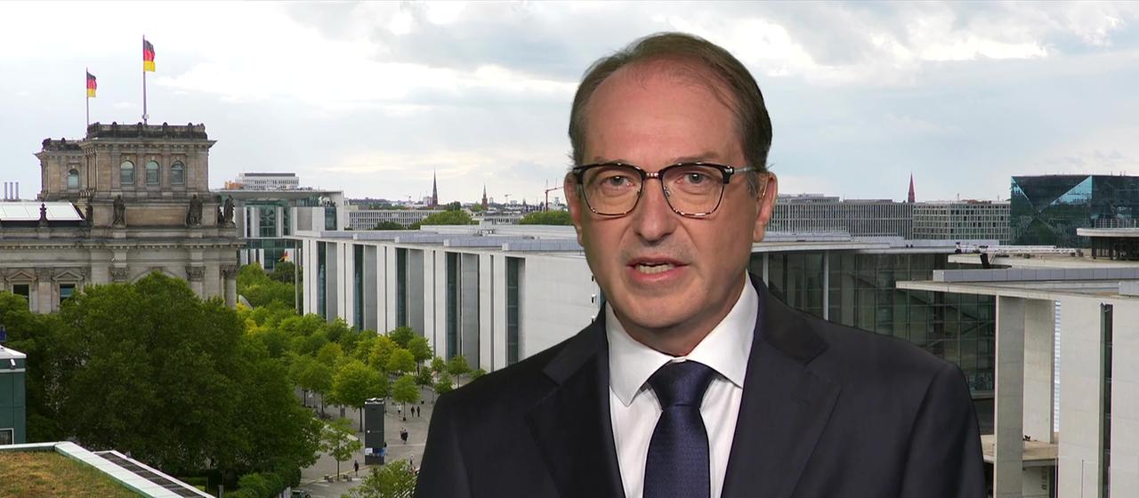 Dobrindt fordert Präventivmaßnahmen gegen Gefährder