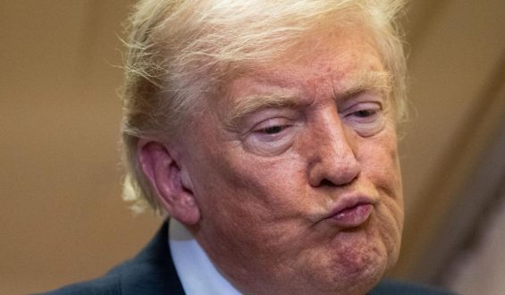 Trump droht der EU nach Google-Strafe mit neuen Zöllen