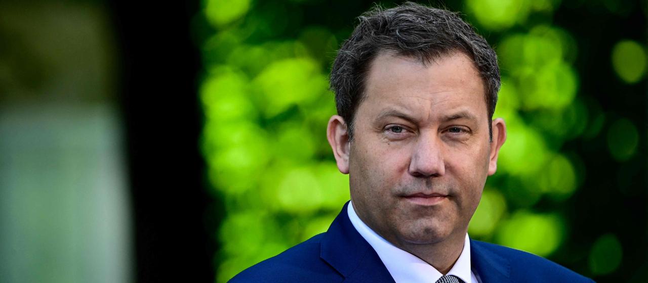 Bundeshaushalt 2027: Anstieg der Ausgaben und Schulden
