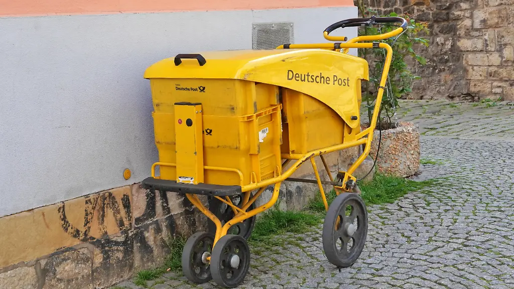 Umstrittene Steuererleichterung für Deutsche Post auf dem Prüfstand