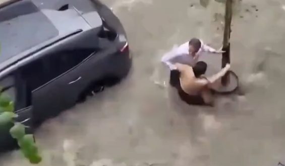 Flut-Chaos in Istanbul: Starkregen legt die Stadt lahm