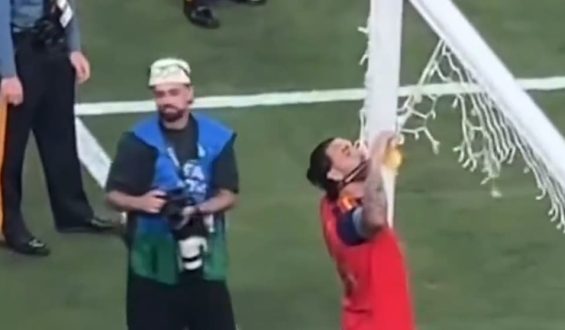WM 2026: Spaniens Ersatztorhüter erlebt Schrecksekunde