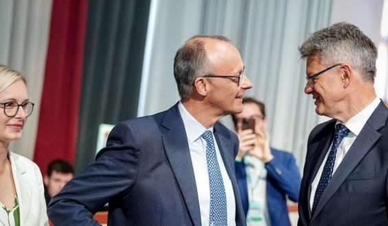 Analyse des Umbaus im Bundeskabinett