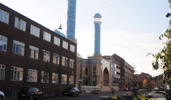 Religionsfreiheit und gesellschaftliche Toleranz im Spannungsfeld