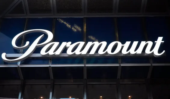 Paramount setzt Warner-Übernahme nach Wettbewerbsklagen aus