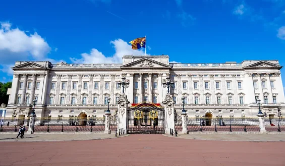 Prinz Harry verzichtet auf Aufenthalt im Buckingham-Palast während London-Reise