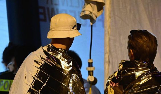 Vorfall bei CSD in Berlin: Transporter fährt in Menschenmenge
