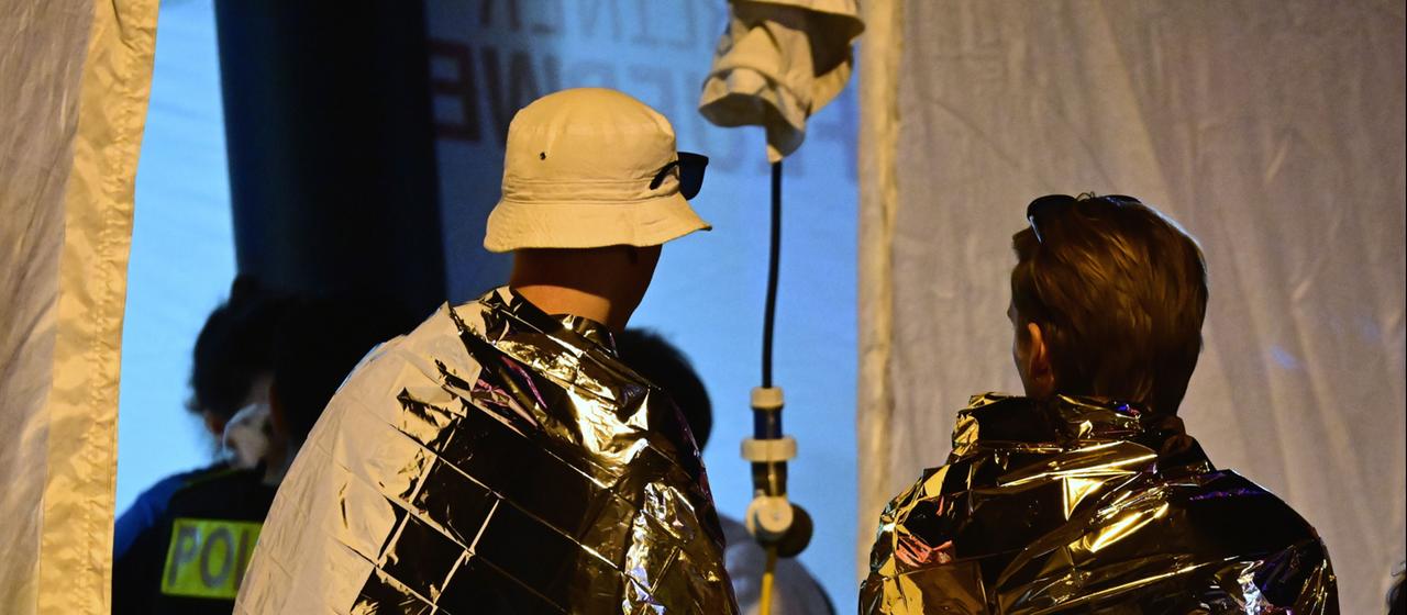 Vorfall bei CSD in Berlin: Transporter fährt in Menschenmenge