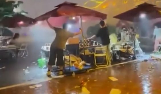 Sturm-Chaos in Jingdezhen: Auswirkungen auf Chinas Porzellan-Metropole