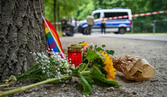 Mutter aus Polen bei Anschlag auf CSD in Berlin getötet