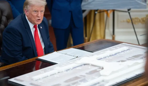 Präsident Trump plant umfassende Renovierung des Dulles Flughafens