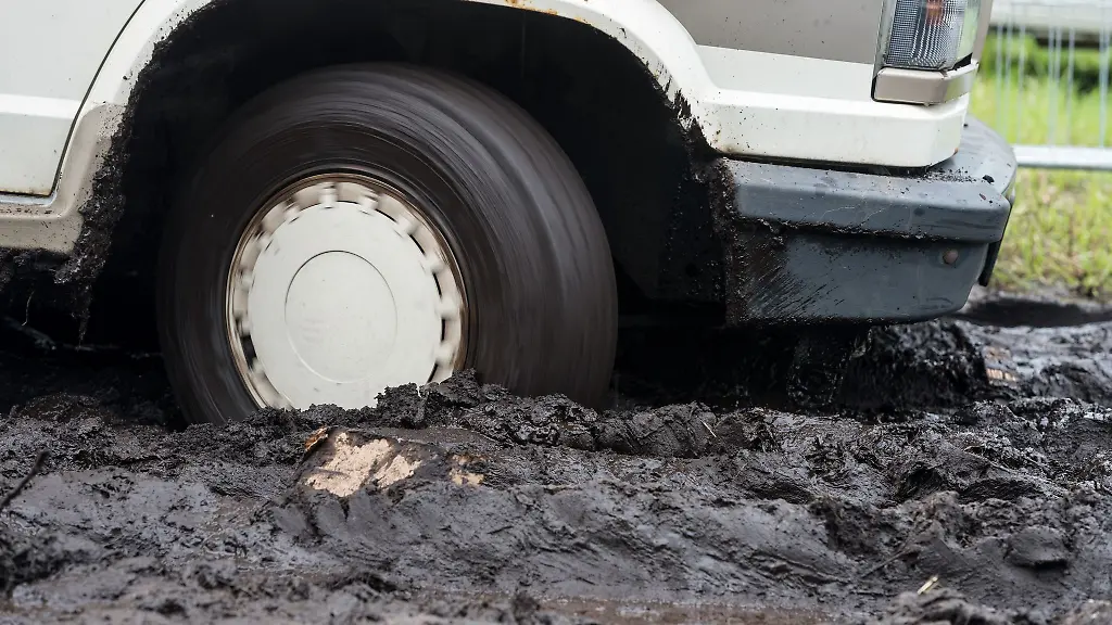 OLG München: Urteil zu Vollkaskoversicherung bei festgefahrenem Wohnmobil
