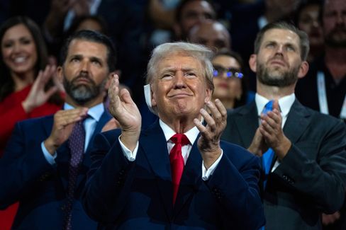 Trumps Einnahmen aus Krypto- und Immobilientätigkeiten