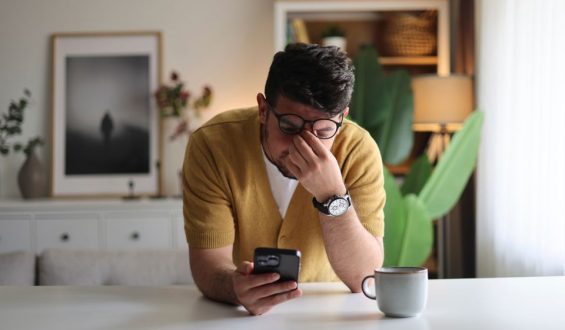 Datenschutzprobleme bei KI-Chatbots: Konversationen öffentlich zugänglich