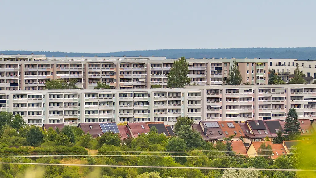 100 Jahre Plattenbau: Vom Wohntraum zum sozialen Brennpunkt?