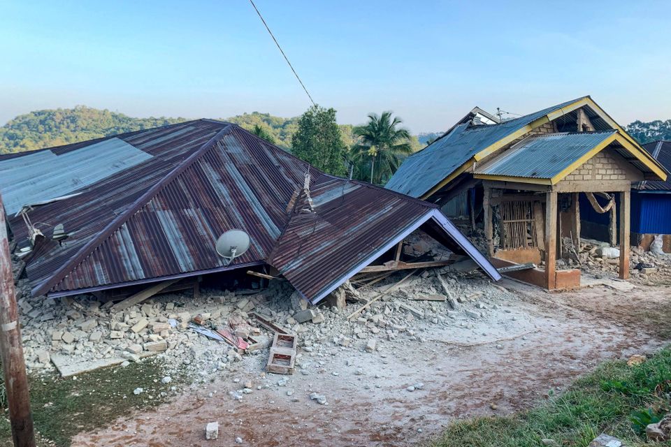 Erdbeben auf der Insel Flores in Indonesien