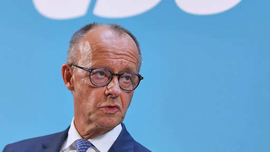 Kanzler Merz und die möglichen Szenarien eines Regierungswechsels