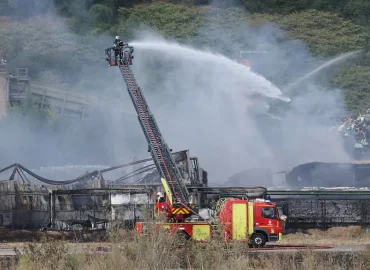 Großbrand in Industrieabfalllager in Ostfrankreich: 30.000 Menschen in Quarantäne