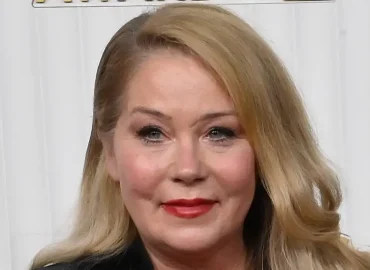 Christina Applegate wieder zu Hause nach Klinikaufenthalt