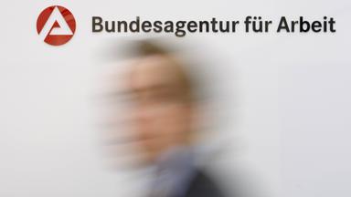 Junge Erwachsene in Deutschland und die Herausforderungen auf dem Arbeitsmarkt