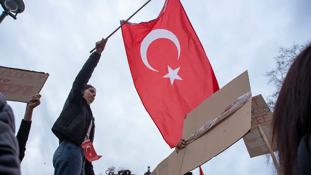 Türkisches Gericht verurteilt Bürgermeister der Opposition