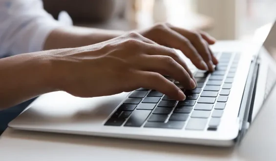 Der Herausforderung des Schreibens im digitalen Zeitalter
