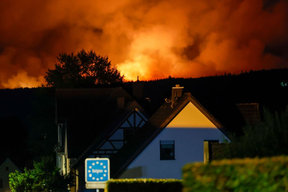 Waldbrand im Hohen Venn: Bedrohung für Monschau und internationale Hilfe