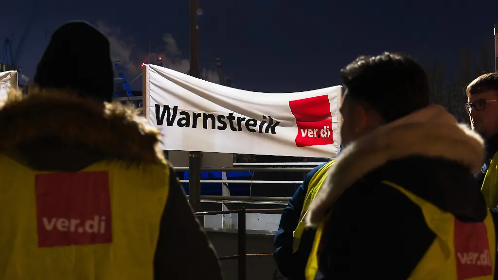 Verdi ruft Hafenarbeiter zu Warnstreiks auf