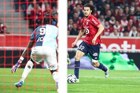 Transferprojekte in der Fußballwelt: Wechsel von Palhinha, Bouaddi und Diaby