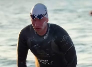Polnischer Schwimmer meistert 160 km durch die Ostsee