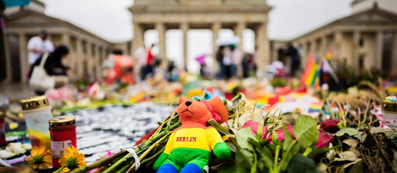 Innenausschuss tagt zu CSD-Anschlag