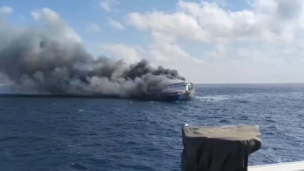 Feuer-Drama auf Fähre vor Bali