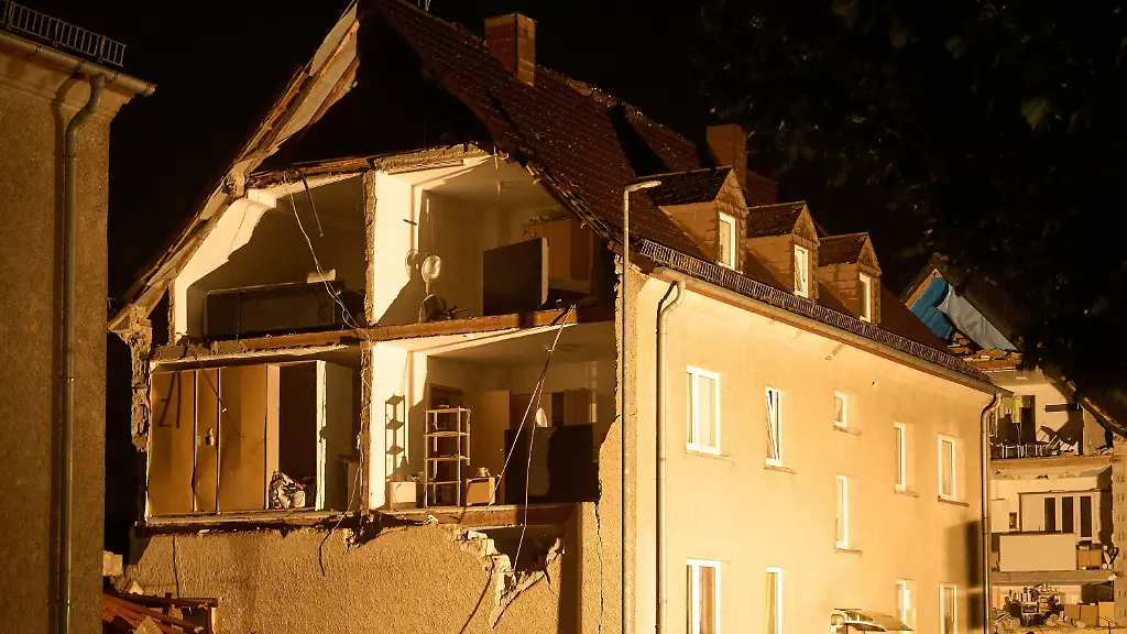Schwere Unwetter in Rheinland-Pfalz: Verwüstungen und Todesopfer