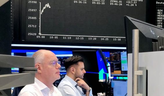 Börse: DAX erreicht neues Allzeithoch