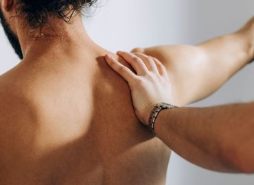 Coach für gesunde Schultern: Tipps von der Physiotherapeutin