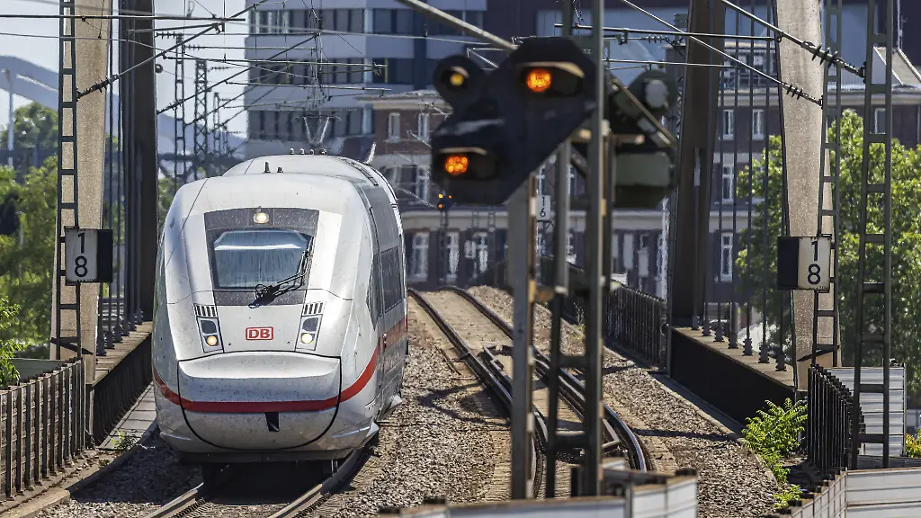 Herausforderungen der Deutschen Bahn bei der Pünktlichkeit