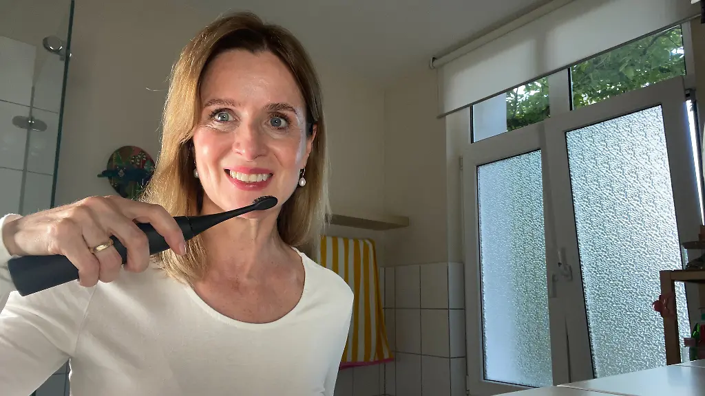 Wondersmile-Schallzahnbürste überzeugt im Test
