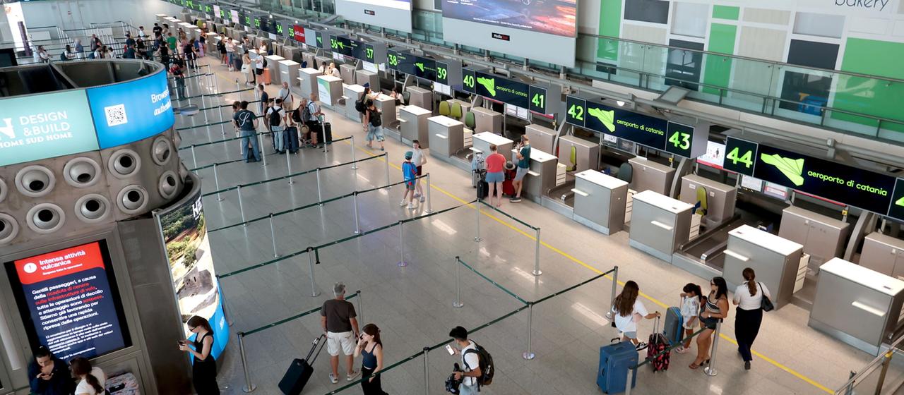 Der Ätna und das Chaos am Flughafen Catania