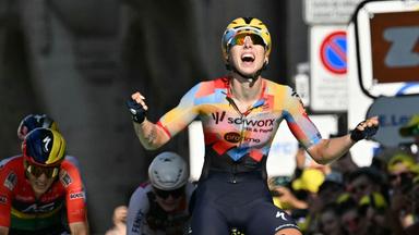 Wiebes triumphiert beim Auftakt der Tour de France Femmes