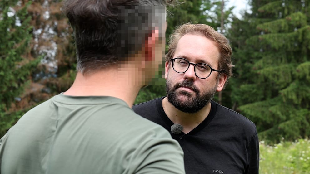 Paul Ronzheimer trifft Deserteur: Soldaten zwischen Flucht und Front