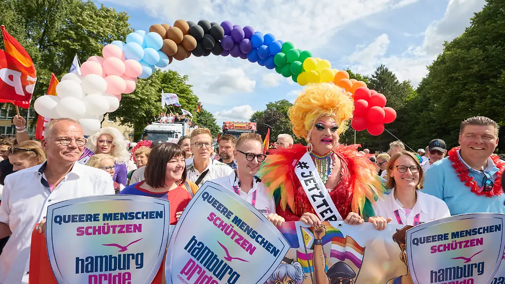 Teilnehmerrekord beim Hamburger CSD 2026