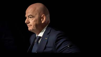 Reaktionen auf Infantinos Rückzieher bei der FIFA